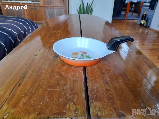 Стар емайлиран омлетен тиган,тиганче #5