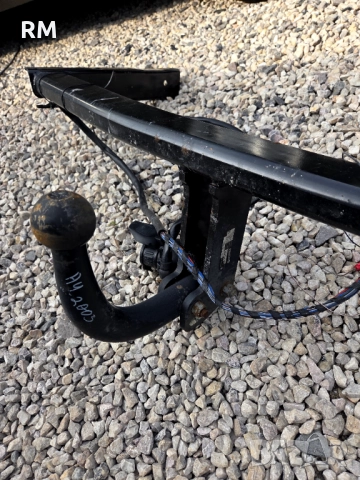 Теглич за ауди а4 седан 2003г