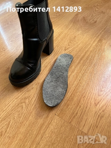Дамски боти, снимка 4 - Дамски боти - 52523800