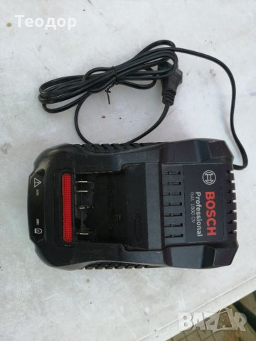 Зарядно bosch gal 1880 cv, снимка 5 - Винтоверти - 33643044