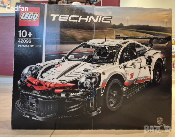 Запечатано LEGO Technic Porsche 911 RSR 42096, 1580 части, снимка 2 - Конструктори - 52438235