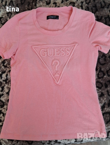 Розова тениска Guess M