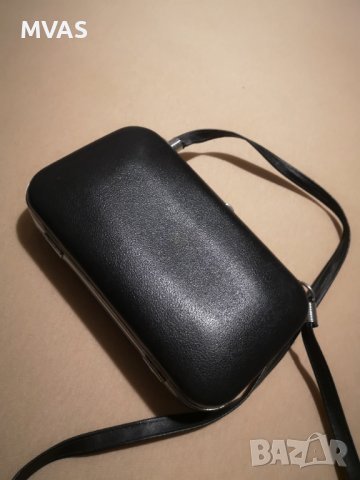Нова малка дамска черна чанта за рамо твърда официална, снимка 3 - Чанти - 37751433