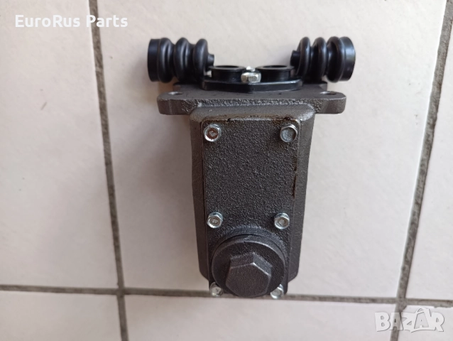 Спирачна помпа ГАЗ 21 ГАЗ 66 комбинирана двойна, снимка 2 - Части - 51607516