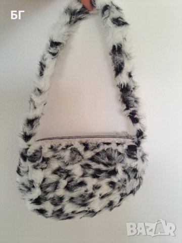 Дамска Чанта, снимка 3 - Чанти - 43707346