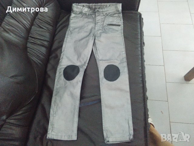 Сребрист/сив модерен панталон с кожа и промазка, снимка 1 - Детски панталони и дънки - 26708562