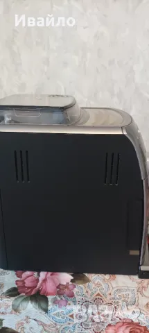 Saeco Intelia Evo one touch cappuccino HD8753/03, снимка 3 - Кафемашини - 49095549