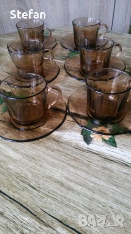 Сервиз Дуралекс за кафе, снимка 5 - Антикварни и старинни предмети - 38695638