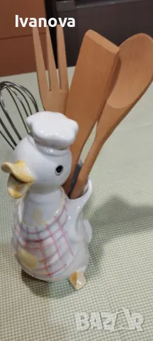 Порцеланов паток с готварски прибори, снимка 3 - Прибори за хранене, готвене и сервиране - 49818848