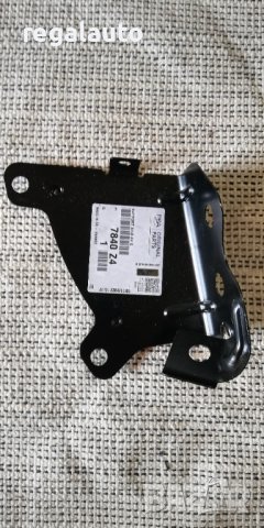 7840Z4,ДЪРЖАЧ ОПОРА ПРЕДЕН ЛЯВ КАЛНИК PEUGEOT 206+ (T3E)