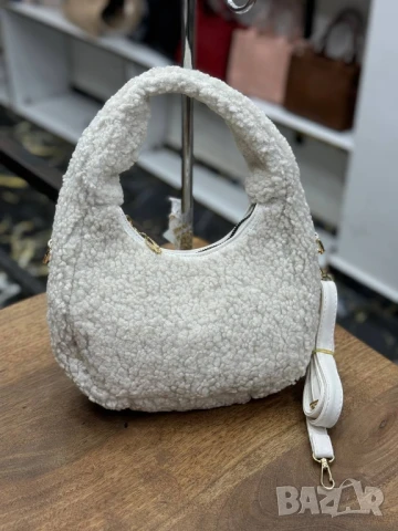 пухени чанти , снимка 3 - Чанти - 51388110