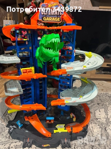 HOT WEELS ULTIMATE GARAGE/ Гараж- писта