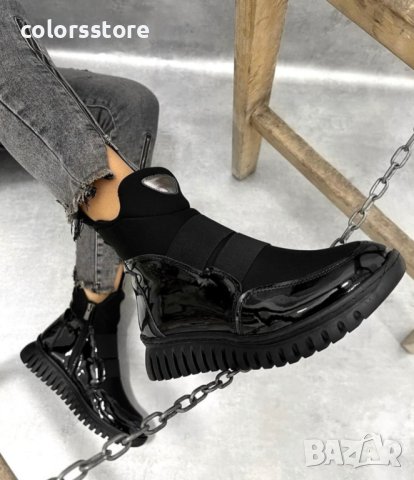 Равни боти - черен лак и неопрен - B102