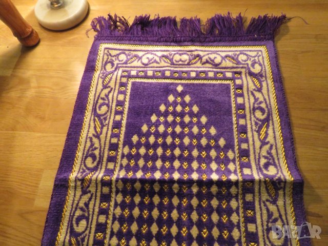 детско турско молитвено килимче, килимче за молитва за Намаз виолетов фон с красиви златни мотиви