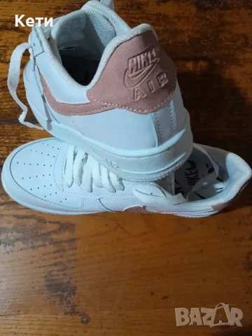 Маратонки Nike 