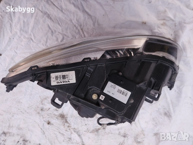 Ляв фар за Volvo V60 2017г., снимка 2 - Части - 51629069