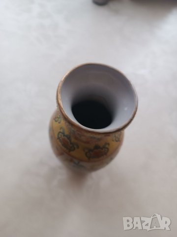 Китайска ваза с красиви орнаменти, снимка 6 - Вази - 39441236