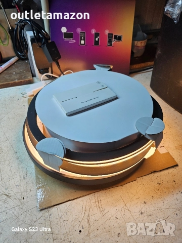 Philips Hue Lightstrip Gradient TV 75", снимка 14 - Стойки, 3D очила, аксесоари - 52848809