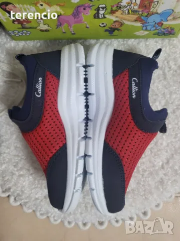 Нови детски маратонки и подарък обувки, снимка 2 - Детски маратонки - 48549158