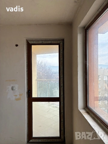 Четиристаен апартамент в гр. Ботевград, снимка 9 - Апартаменти - 53219130