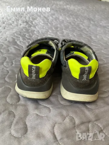 Детски обувки, маратонки Biomecanics 26 номер, снимка 2 - Детски маратонки - 49555155