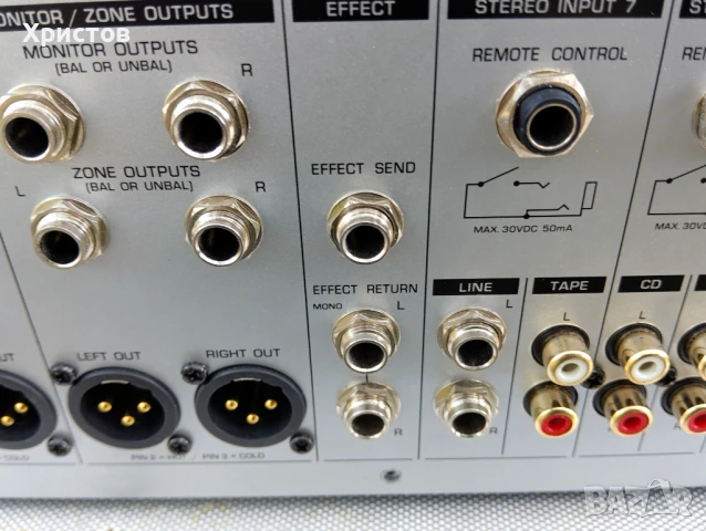 DJ Миксер BEHRINGER, снимка 13 - Ресийвъри, усилватели, смесителни пултове - 50476702