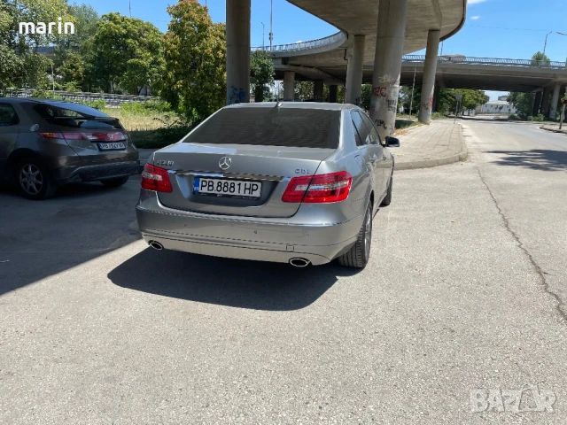 Мерцедес Е350, снимка 4 - Автомобили и джипове - 51334363