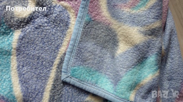 Ново синтетично одеяло 220/160 см, снимка 2 - Олекотени завивки и одеяла - 36823925