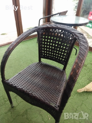 Градински маси и столове