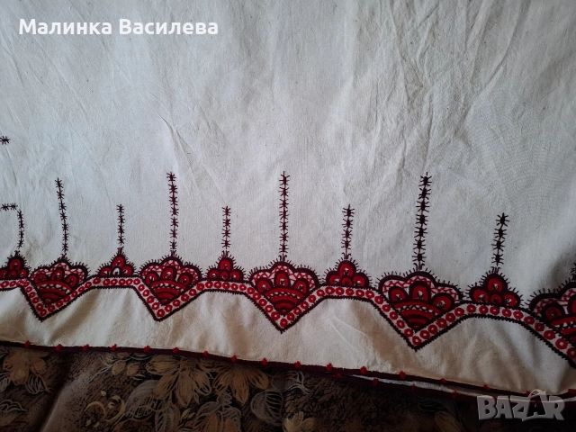 Ръчно бродирана покривка за маса , снимка 8 - Декорация за дома - 52639599