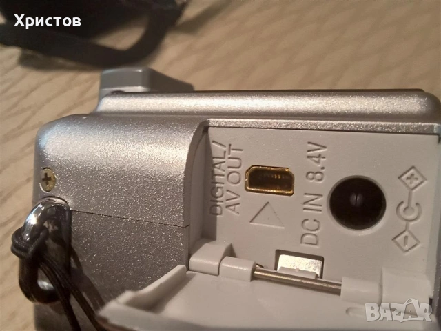 Фотоапарат PANASONIC Lumix DMC-FZ7, снимка 13 - Фотоапарати - 53338072