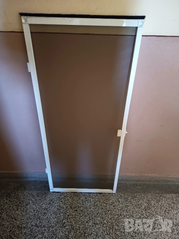 Комарниц, снимка 5 - Дограми - 51543688