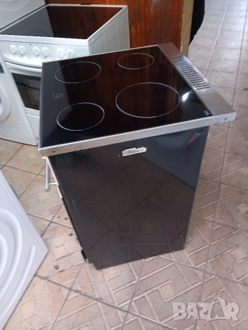 Иноксова свободно стояща печка с керамичен плот Gram с две години гаранция!, снимка 4 - Печки, фурни - 52822374