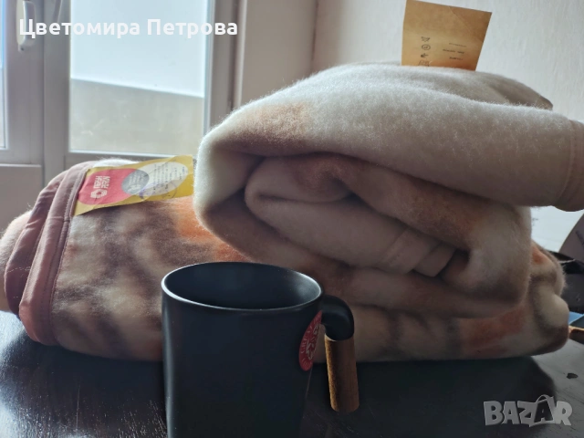 Одеяло, снимка 2 - Олекотени завивки и одеяла - 53186409