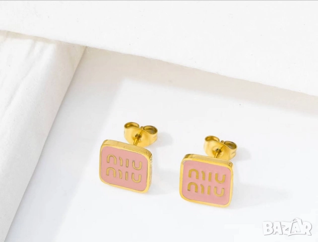 обеци от висококачествена медицинска стомана miu miu