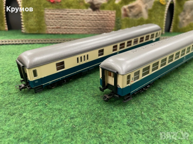 Вагон пътнически багажен 4-осен Роко HO 1:87 влак ЖП модел кутия, снимка 6 - Колекции - 53396306