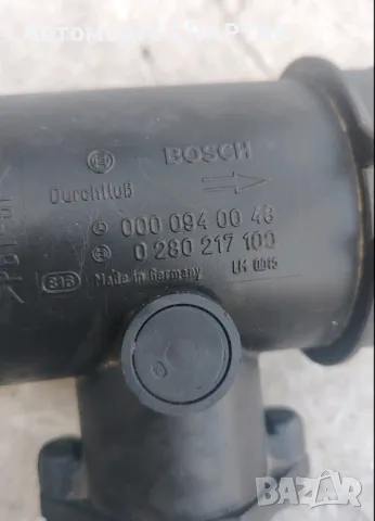 Дебитомер 0000940048 Bosch 0280217100 е Клас Mercedes W210 W202, снимка 2 - Части - 47772081