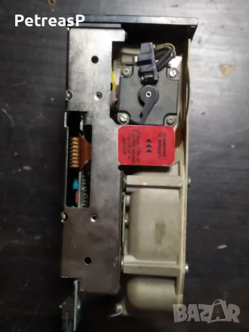 MFM хард диск СМ5508 ИЗОТ с контролер за ретро компютър Правец 16 , снимка 2 - Антикварни и старинни предмети - 48452060