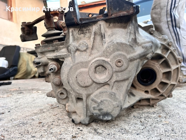 Ръчна скоростна кутия за Тойота корола версо. 2.2 D-4D. 2005-2009г, снимка 4 - Части - 52437435