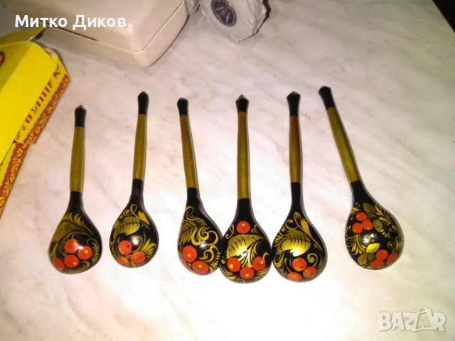 Дървени лъжици с руска народна украса, ръчно рисувани, комплект от 6 броя нови, снимка 2 - Колекции - 52056195