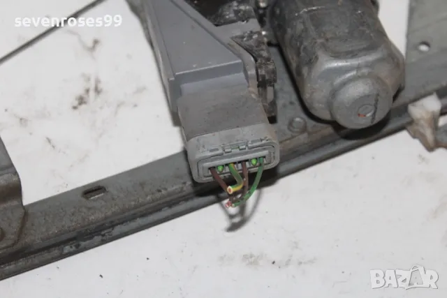 Мотор стъкло задно ляво Пежо 307 св комби 2002 1.6i Peugeot 307SW, снимка 4 - Части - 48247095