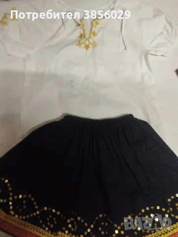 автентични носии бели чорапи 40 лв.фуста старинна 50 лв.колани на брой 20 лв.детски комплект .70 лв., снимка 6 - Колекции - 49090007