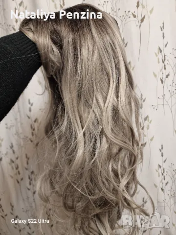 Дълга сива вълниста перука, снимка 6 - Аксесоари за коса - 48871397