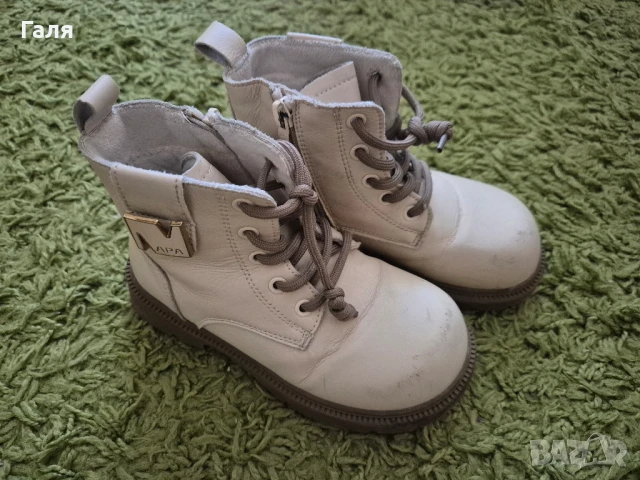 Детски кожени ботички