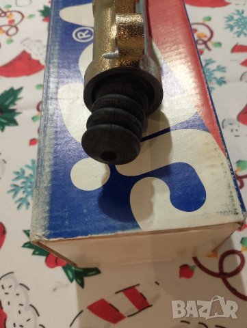 Горна помпа за съединител Мерцедес W123, снимка 4 - Части - 43340347