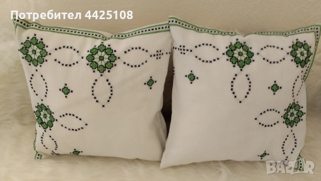 Две ретро възглавници , снимка 2 - Антикварни и старинни предмети - 51592546