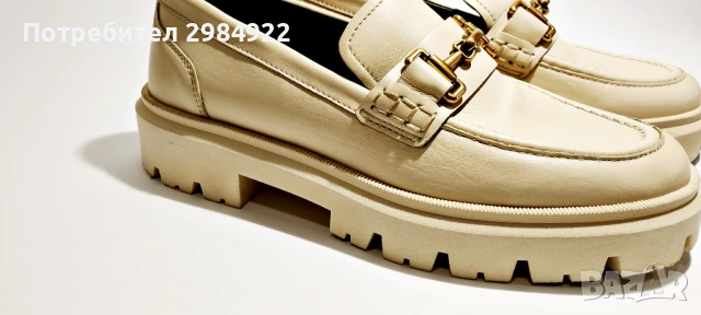 Обувки Massimo Dutti кравешка кожа номер 37 Стелка 24cm , снимка 2 - Дамски ежедневни обувки - 53297628