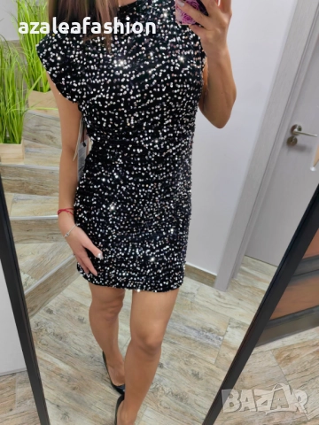 Рокля с пайети