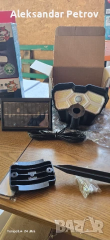 LED-СОЛАРЕН ПРОЖЕКТОР – чисто нов, снимка 3 - Соларни лампи - 50878219