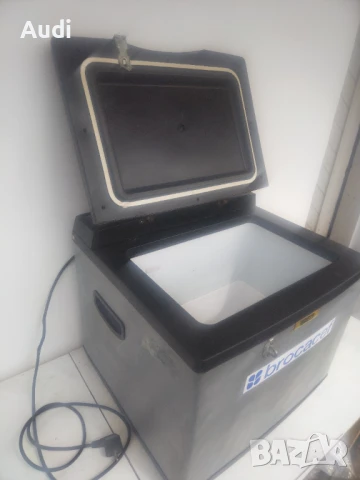 Компресорен хладилник тип ракла Dometic-Waeco CoolBox CK 40D, 38л, 12V DC/230V AC, 22кг, Сива Оборуд, снимка 15 - Хладилници - 50729266